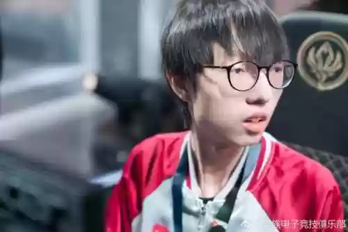 上英雄阵容(王者荣耀模拟战最强阵容)插图2