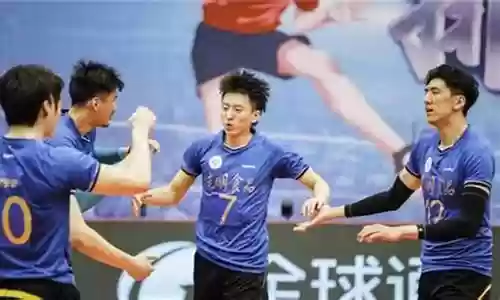 全华班双外援阵容搭配