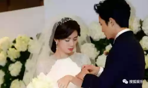 豪华结婚阵容(盘点明星们的豪华婚礼)插图21