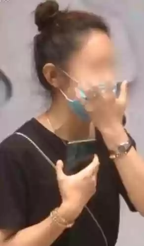阵容右眼失明(右眼突然失明是什么原因)