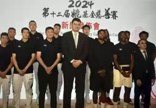 睁眼睛阵容(眼睛睁不开眼皮沉犯困)