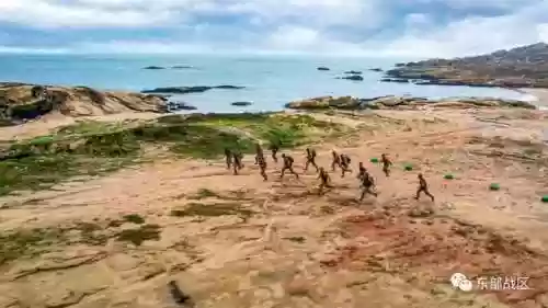 硬核冲锋阵容(强音对决最强阵容搭配)插图31