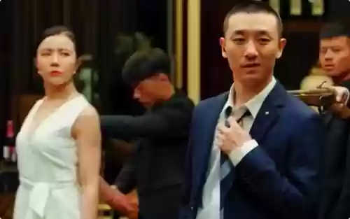 狂飙翻拍阵容(狂飙里有哪些人物)插图21