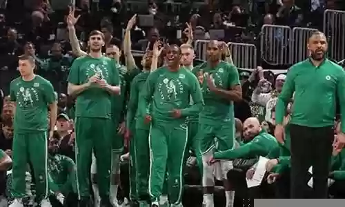 篮网凯尔特人阵容搭配