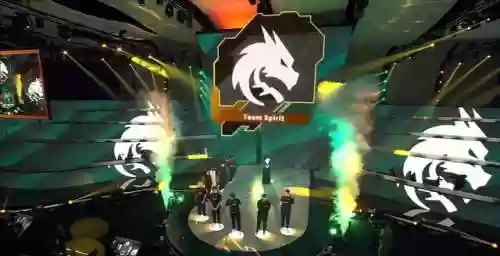 雅丽德阵容(齐达内心中的最佳阵容)插图1 雅丽德阵容(齐达内心中的最佳阵容)插图1