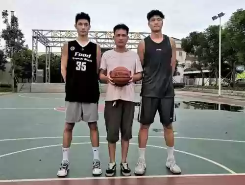 中南篮球阵容(中南大学男篮五虎)插图9