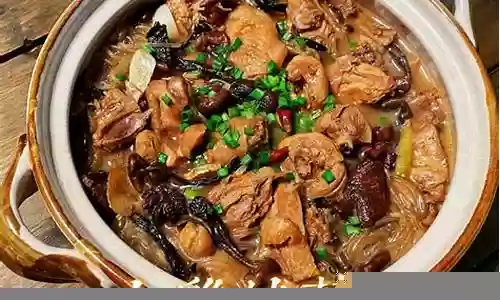小鸡炖蘑菇阵容搭配图