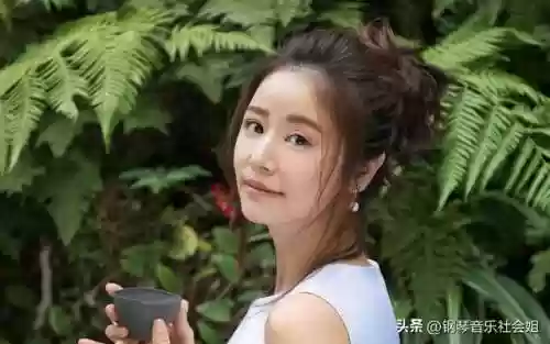 大姐姐阵容(女神联盟2最强阵容)插图1