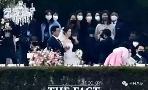 豪华结婚阵容(盘点明星们的豪华婚礼)插图37