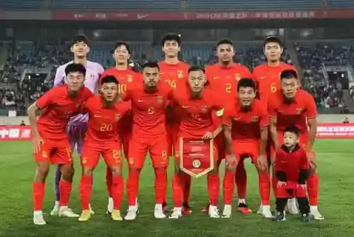 首发阵容文案(服装新款上新的文案)