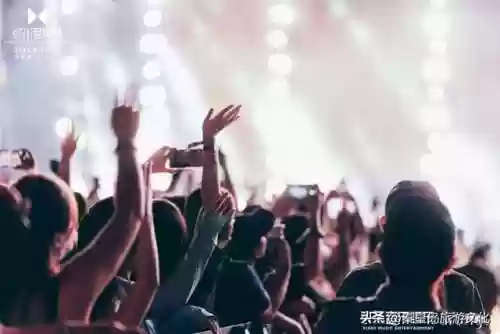 乐队阵容宣传(乐队服装图片大全集)插图32