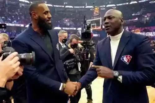 詹姆斯伦纳德阵容(2017nba最佳阵容一二三阵)插图2