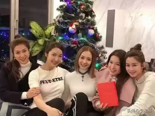 钟嘉欣最强阵容(钟嘉欣华丽转身金句)插图6