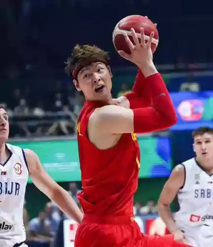 篮球小哥阵容(篮球历史最佳阵容)插图3