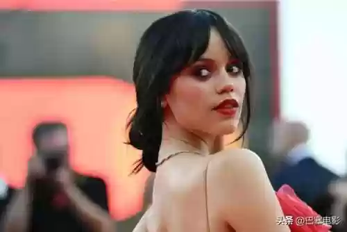 莫妮卡搭配阵容(末日血战莫妮卡值得培养吗)插图26