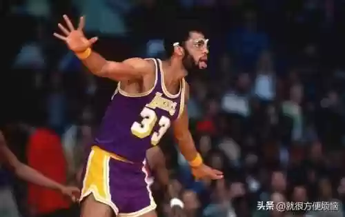 王朝阵容防守(适合防守反击的阵型)插图2
