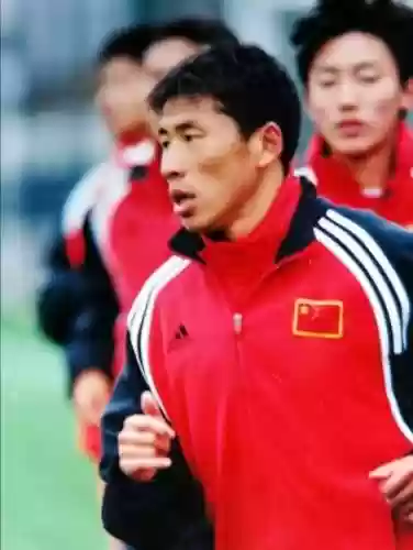 名城体育阵容(全明星足球最强阵容搭配)插图10