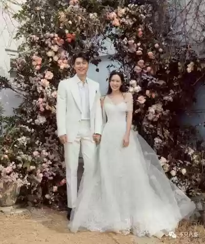 豪华结婚阵容(盘点明星们的豪华婚礼)插图2