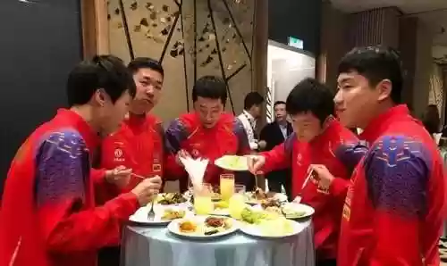地震 跳舞 阵容(关于地震主题的舞蹈)插图7