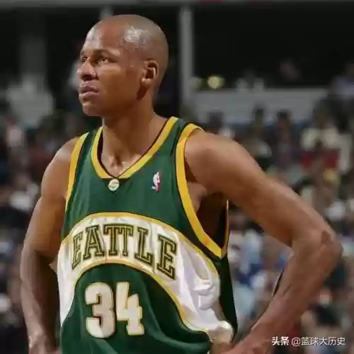 雄鹿2005阵容(2017nba最佳阵容一二三阵)插图4
