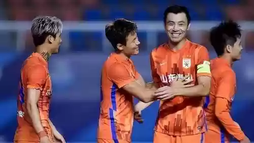 鲁能核心阵容(鲁能球员全部名单)插图9