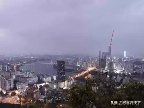屋顶云顶阵容(云顶最新阵容搭配全部图)