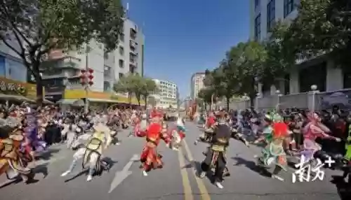 排山倒海最强阵容(王者三排恶心阵容)