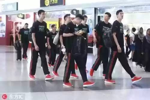 男排雅加达阵容(2021男排亚锦赛最佳阵容)插图2