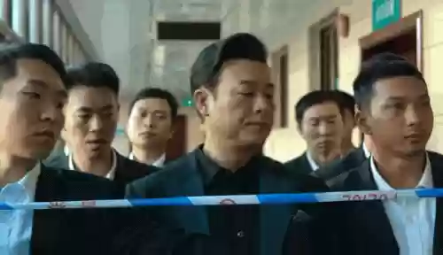 卧底警花阵容(最近很火的卧底游戏)