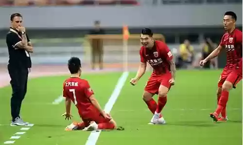 武磊最强半场阵容搭配